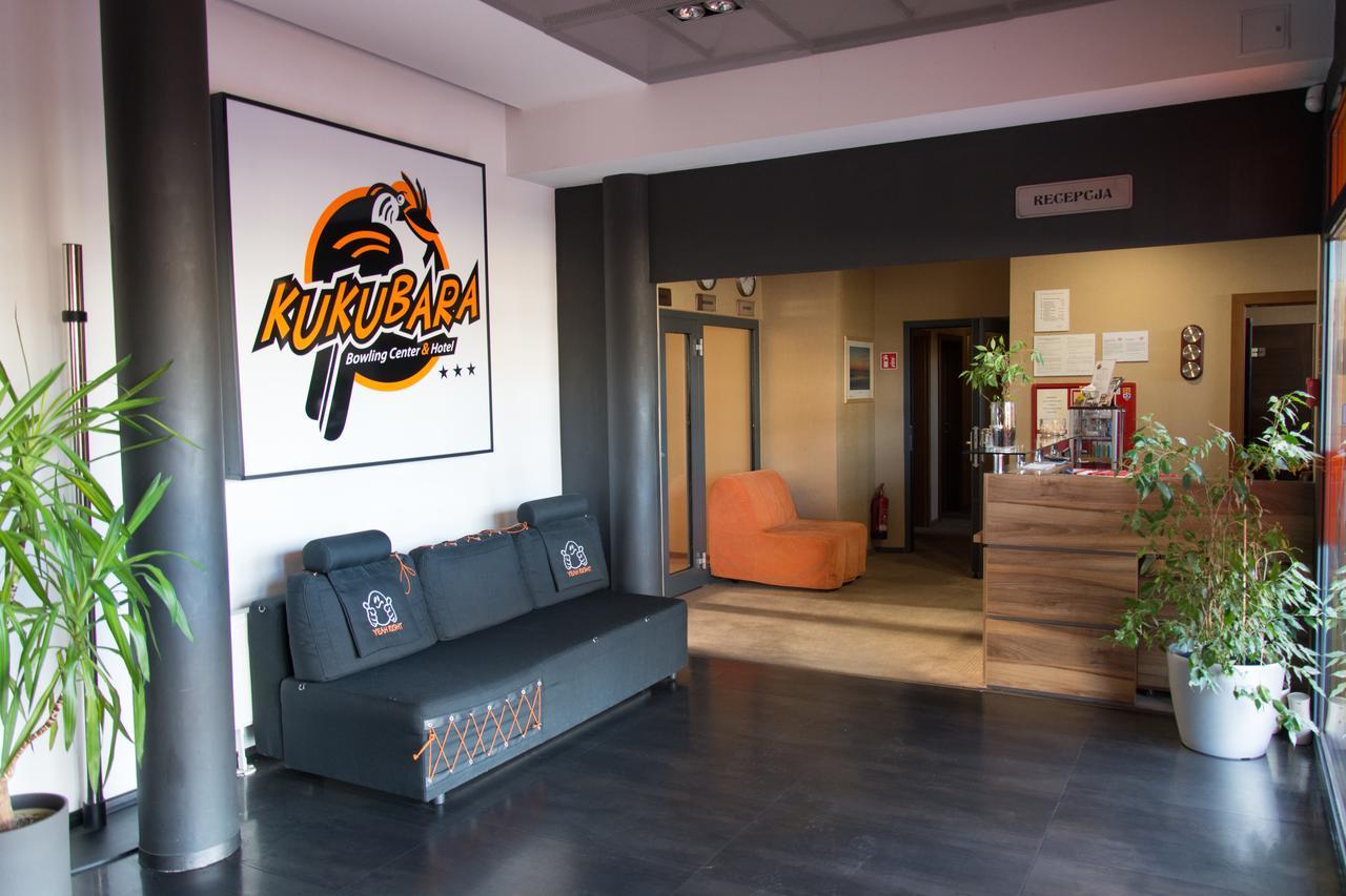 ホテル Kukubara Bowling Center Myszków エクステリア 写真