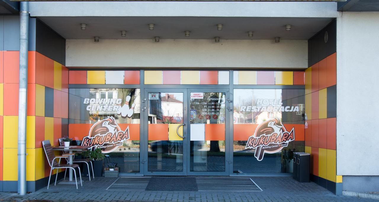 ホテル Kukubara Bowling Center Myszków エクステリア 写真